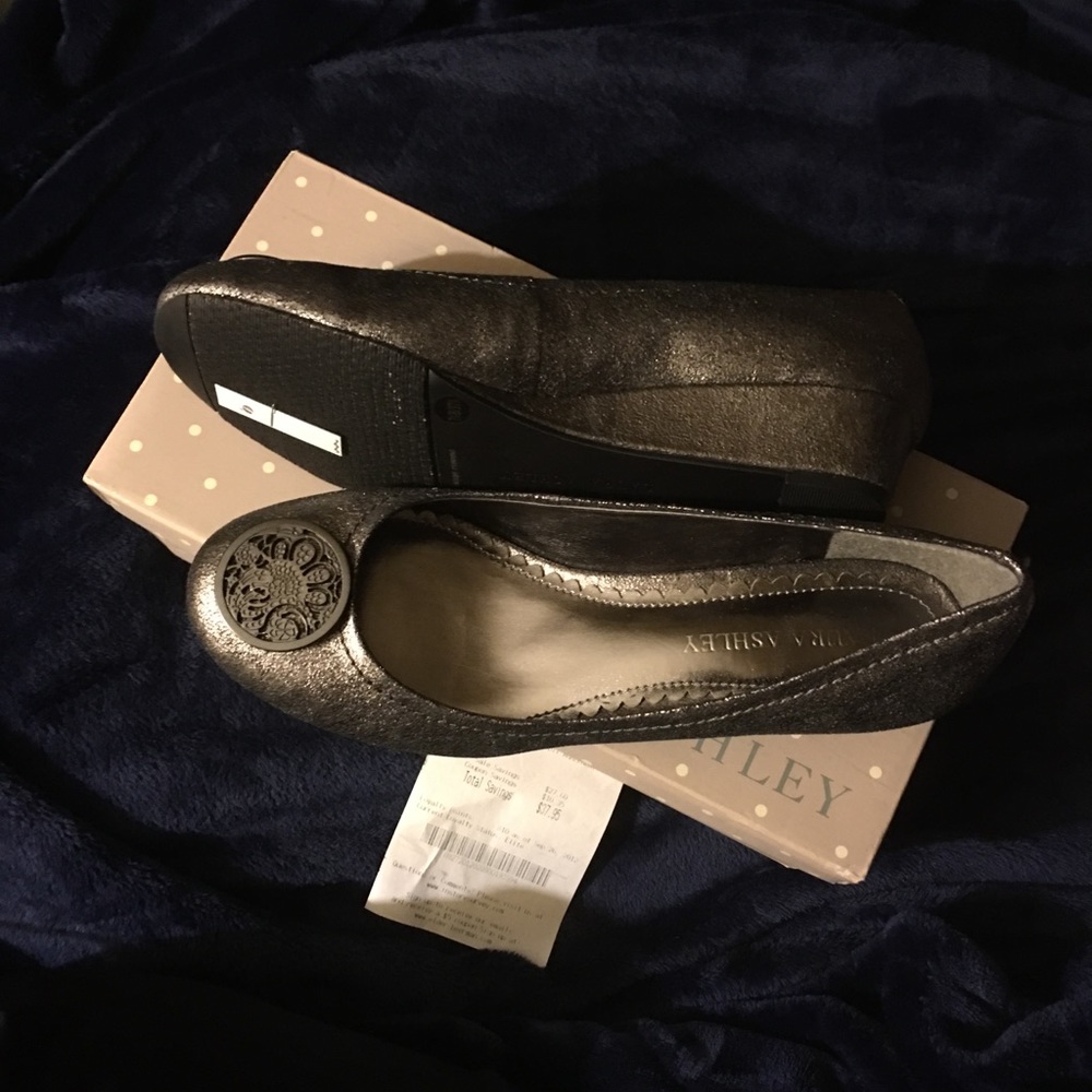 NWT Laura Ashley Baby Wedge in Pewter